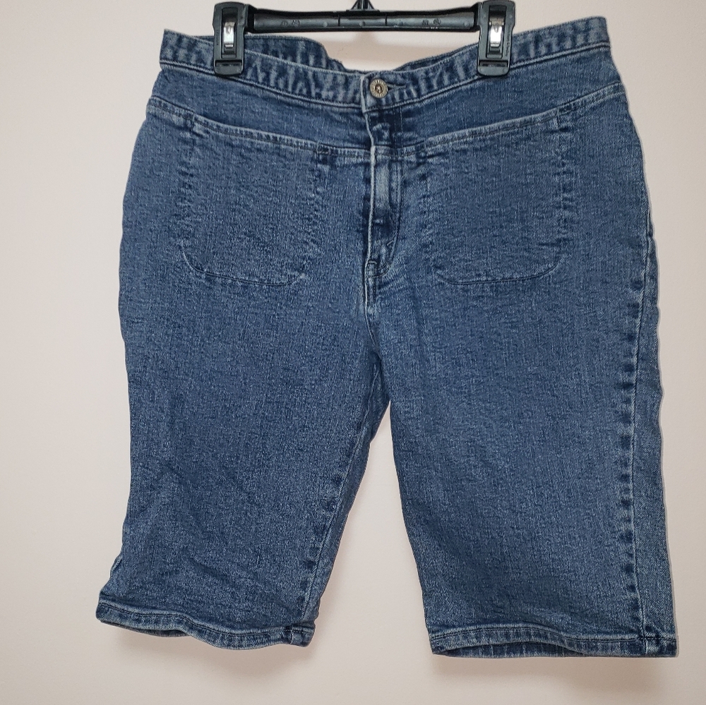 Levis Denim Jeans Bermuda Shorts Sz 11